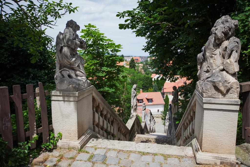 Sopron Monastery Hotel Bagian luar foto